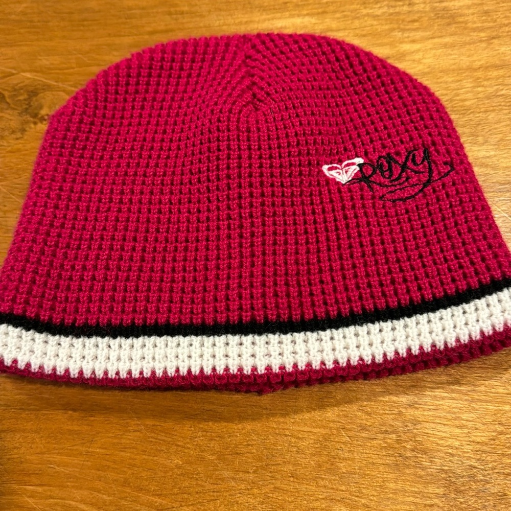 Roxy knit beanie